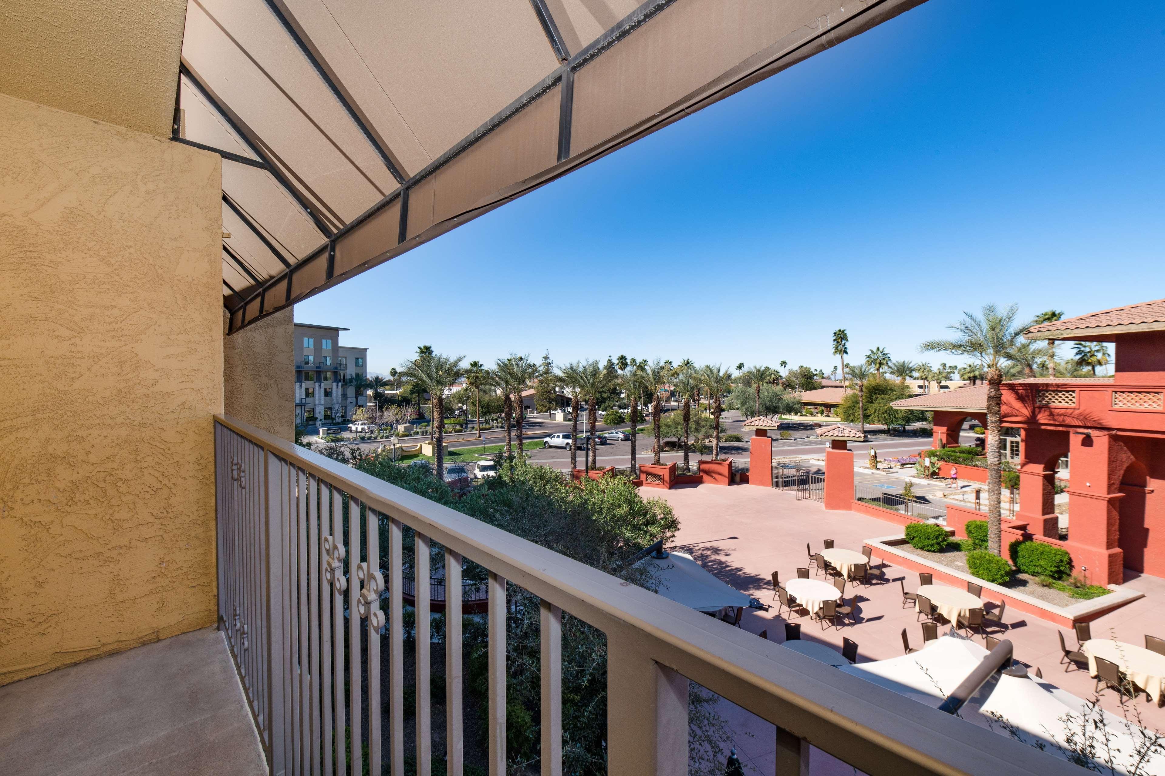 Hilton Phoenix Resort At The Peak Exterior photo